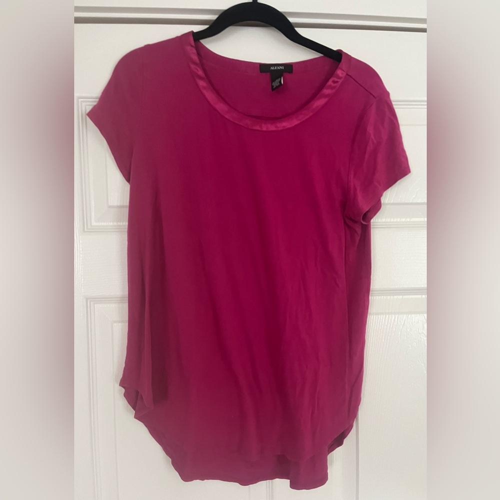Alfani Fuchsia Short Sleeve Top